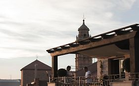 La Casa Dels Abeuradors